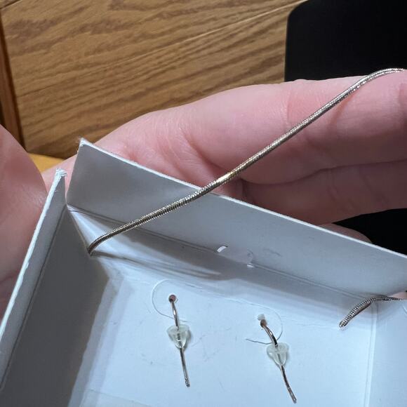 Tear Drop Pendant Necklace & Dangle Earrings Set New In Box Silver Tone 90's y2k - Picture 6 of 10